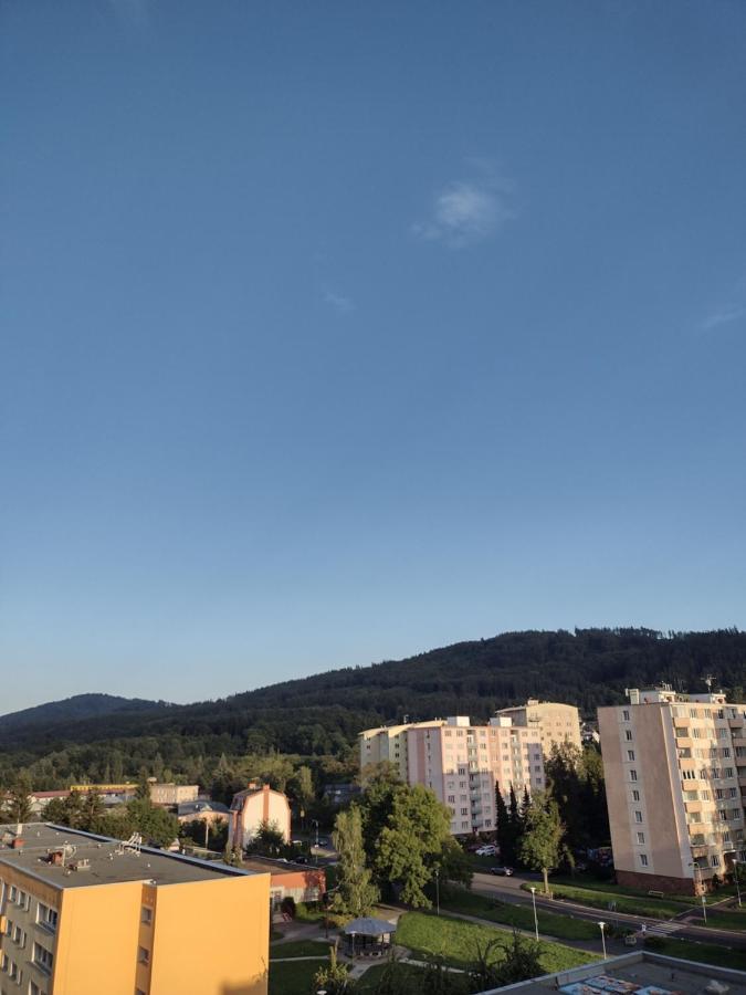 Apartmens Kv Карлови Вари Екстериор снимка
